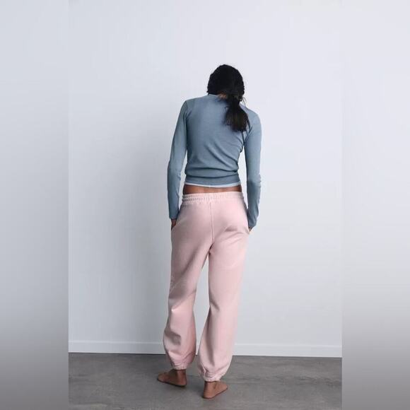 NWT Plush Jogging Pants Size Medium - Picture 7 of 10